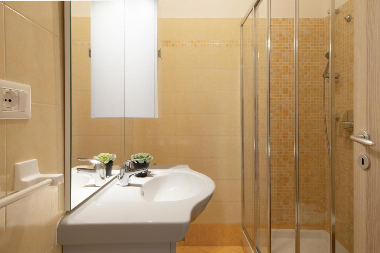 Sunflower Appartement Rapallo Buitenkant foto
